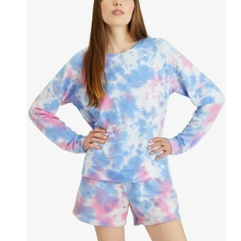SANCTUARY Blue & Pink Tie Dye Long Sleeve Crew Neck Sweatshirt and shorts set